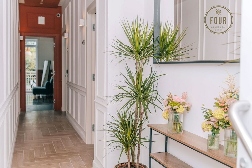 Фото Four - Acanfora Suites