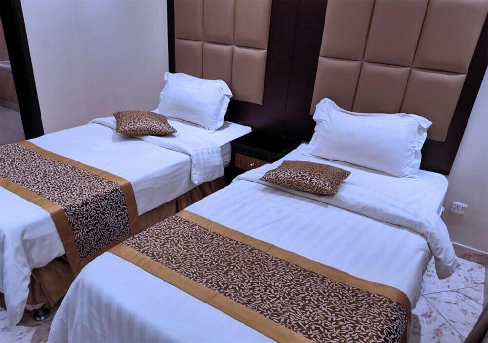 Фото Lamar Furnished Apartments