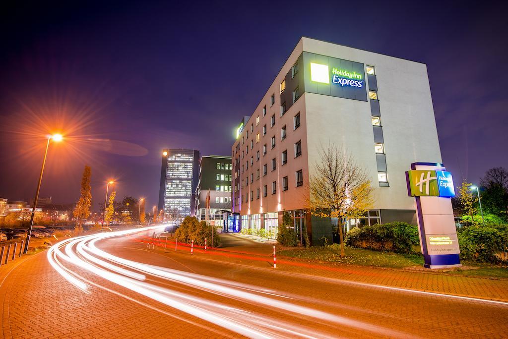 Фото Holiday Inn Express Dusseldorf - City North