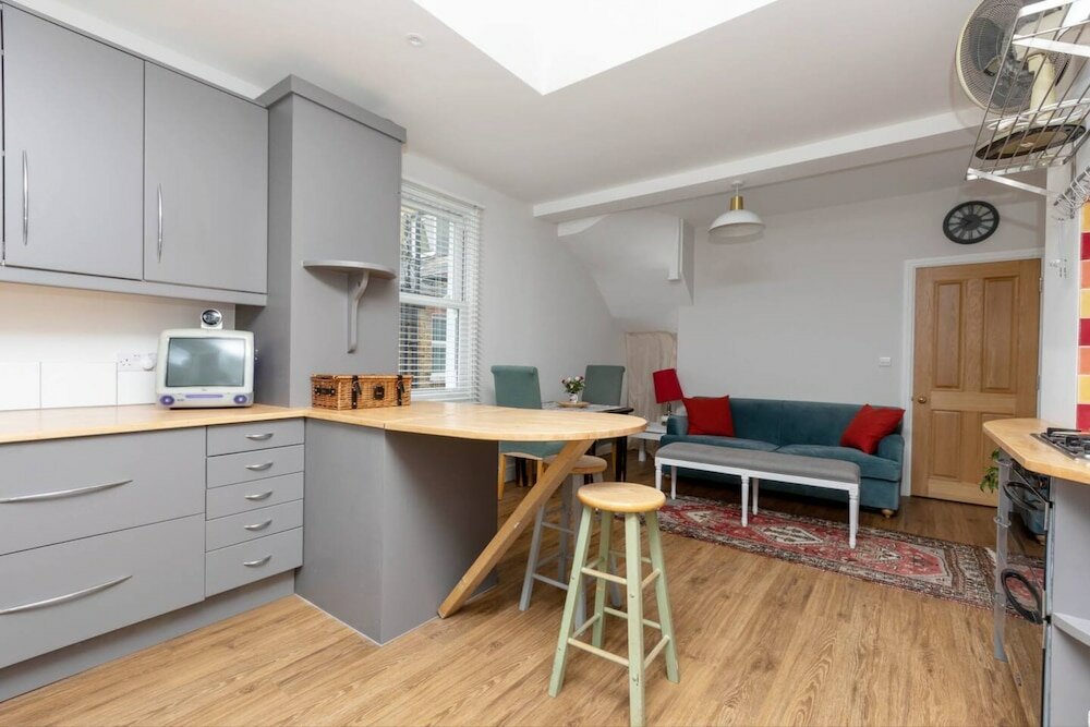 Фото Homely 1 Bedroom Apartment in Fulham!