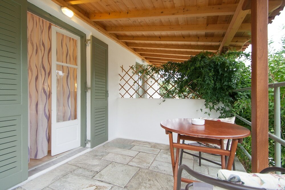 Фото Voula Studios