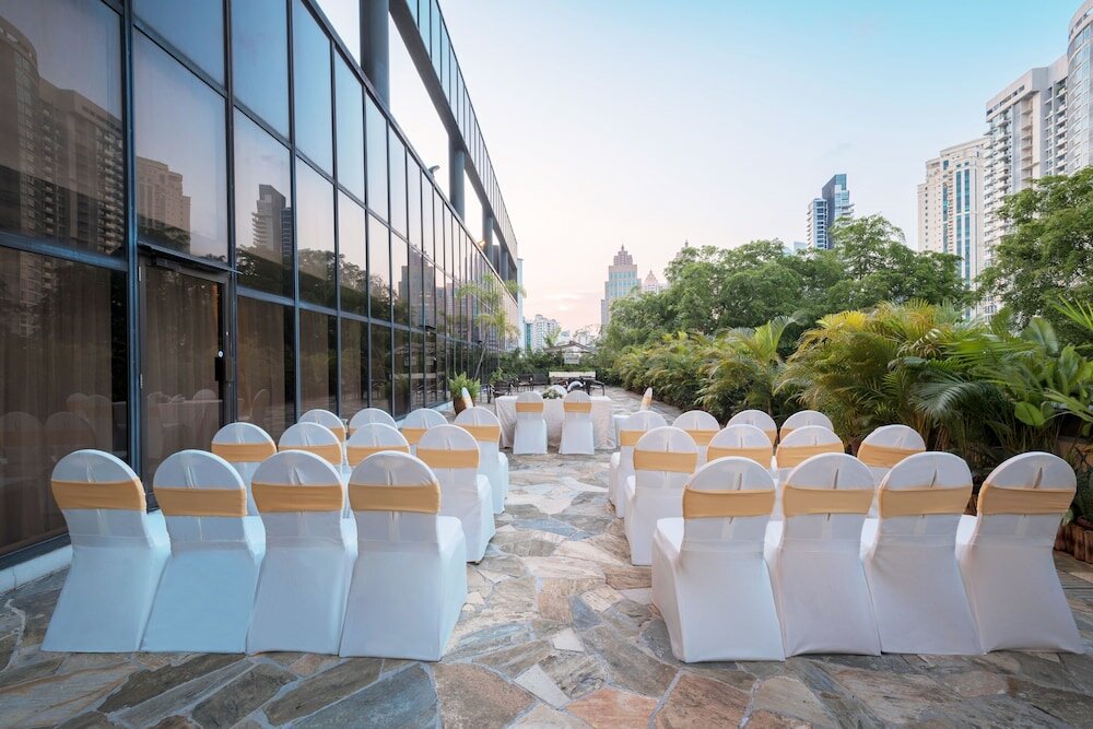 Фото Holiday Inn Singapore Atrium, an Ihg Hotel