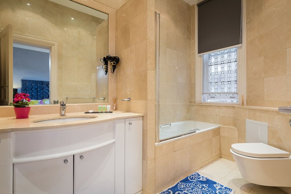 Фото 5-bedroom Next to Selfridges