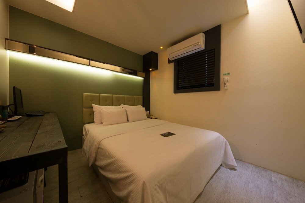 Фото Achasan Station Wall Hotel