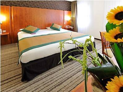 Фото Hôtel Mercure Rouen Centre Champ de Mars