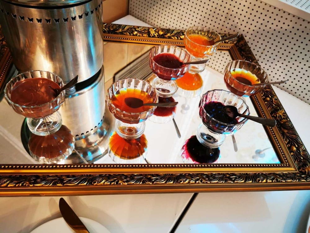 Фото Landgasthaus Kreuz Michelbach