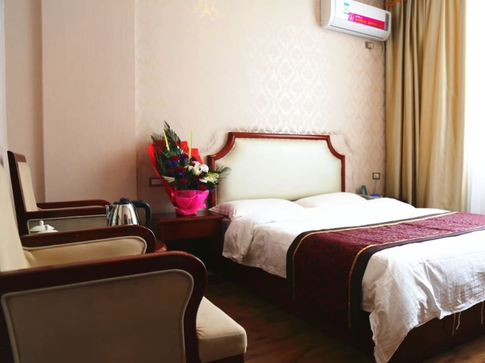 Фото GreenTree Alliance ShiYan Middle BeiJing Road Jinling International Hotel