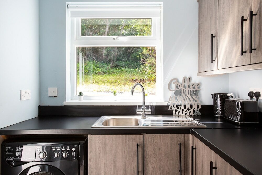 Фото Fully Refurbished North Belfast Home 3