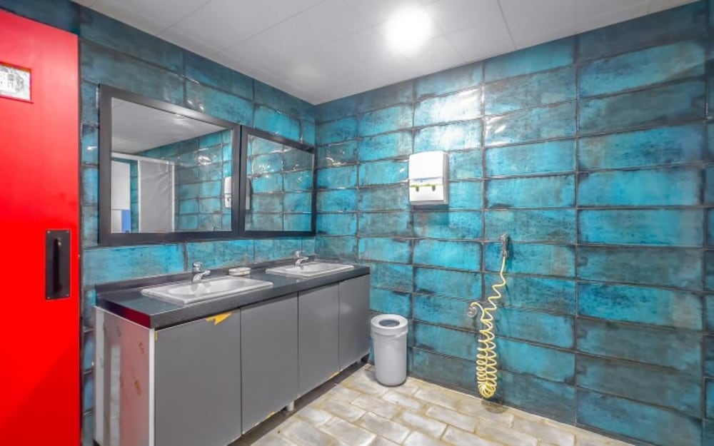 Фото Pohang Aqua Bag Lamping