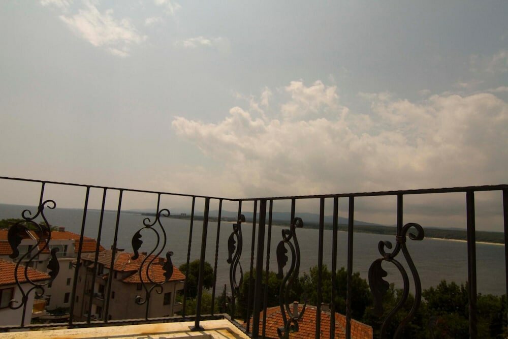 Фото Salena Plaza Hotel