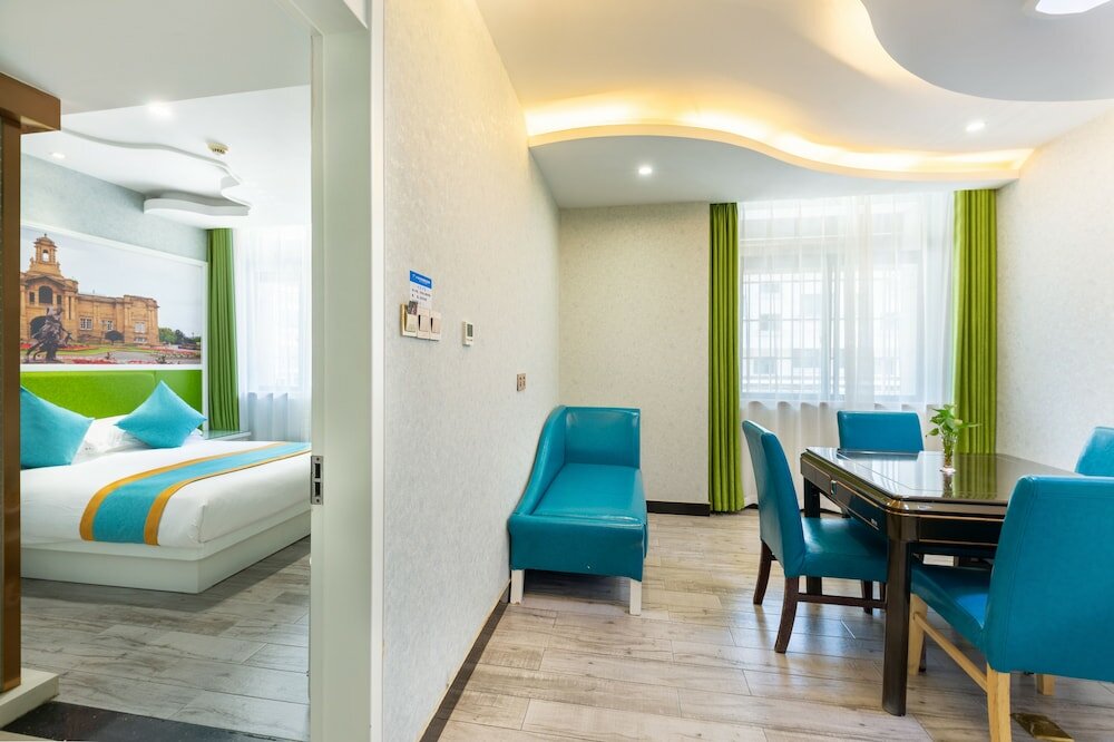 Фото YiWu Defeng Hotel