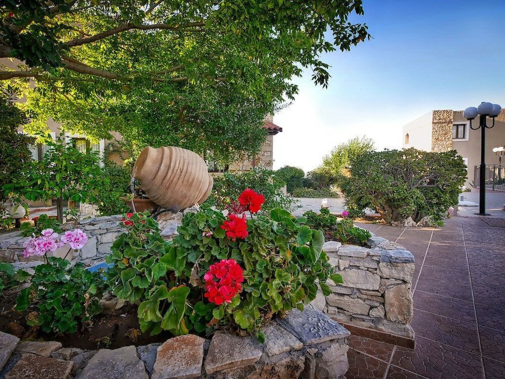 Фото Areti Hotel