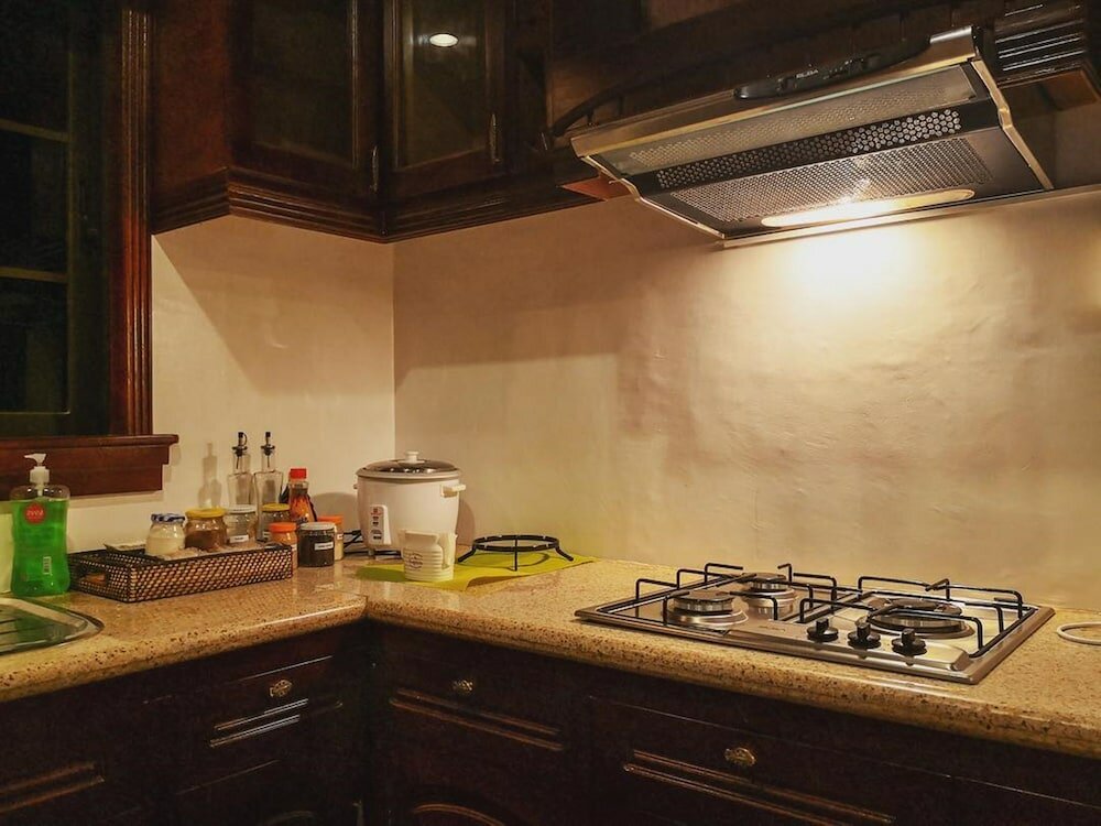 Фото Spinning Cat Hostel - Adults Only