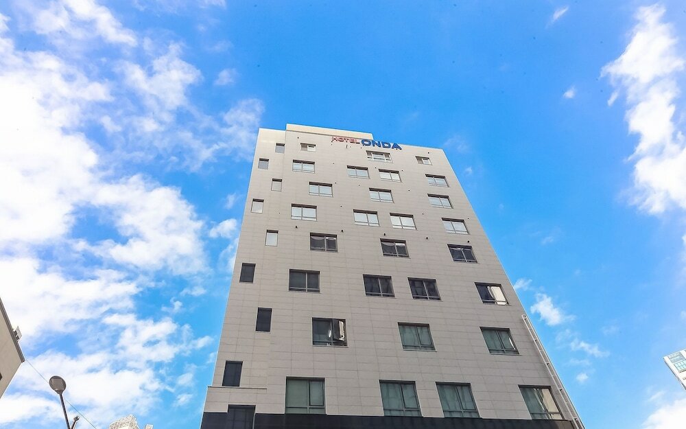 Фото отеля 2