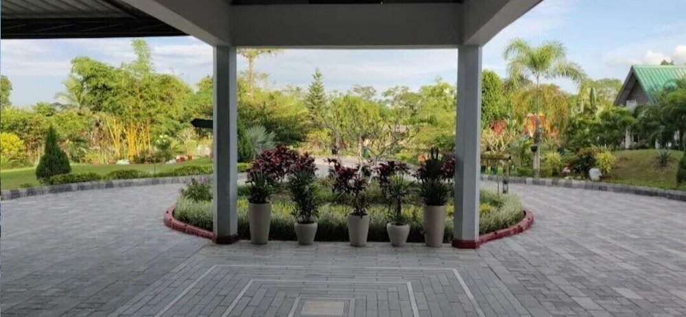 Фото Padmini Resorts