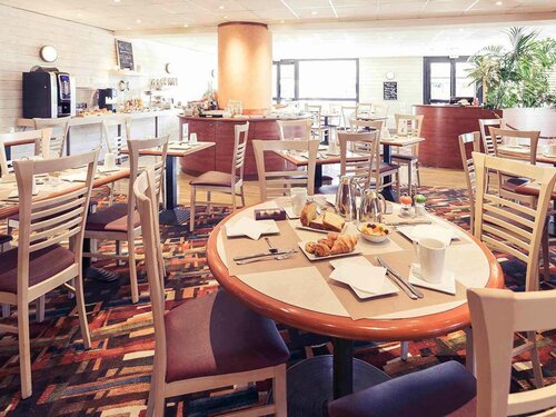 Гостиница Отель ibis Styles Nice Cap 3000 Airport в Сене-Лоране-дю-Варе