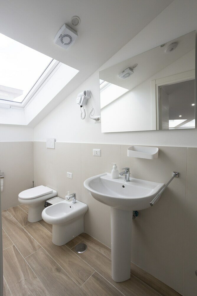 Фото Giuly Suites & Rooms