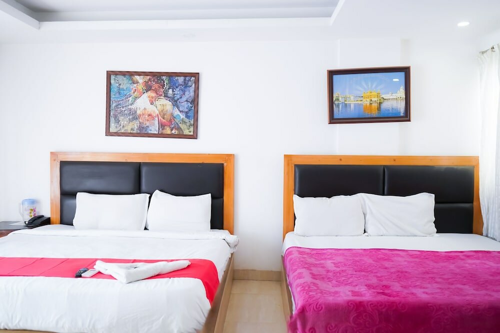 Фото Roomshala 054 Hotel Mahal