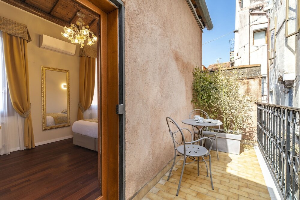 Фото Residenza La Duchessa Deluxe Rooms