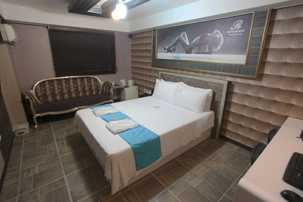 Фото Bucheon Regency