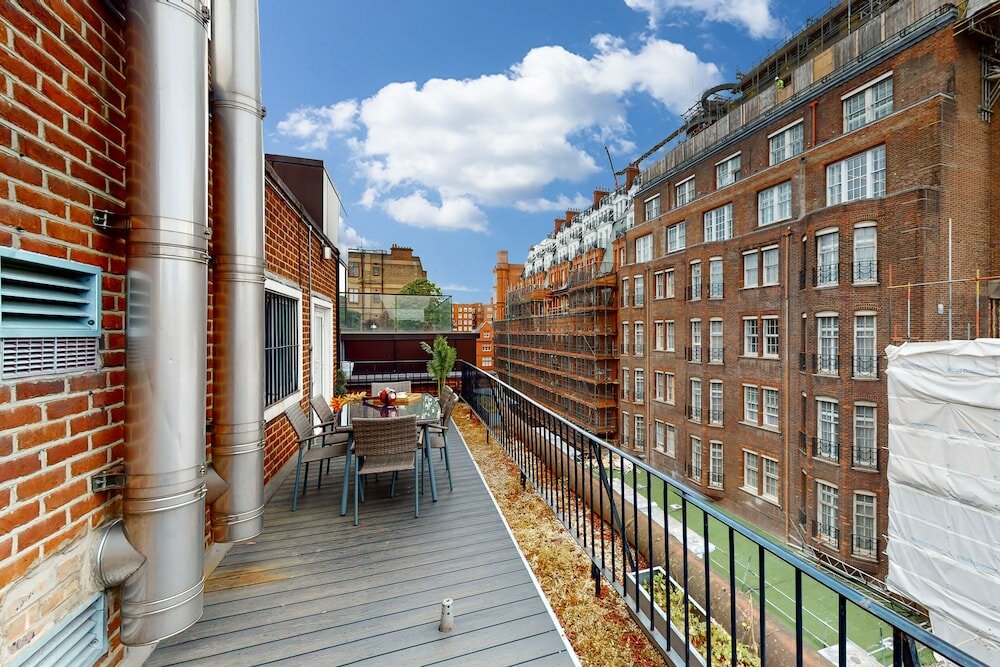 Фото Stay in Bond Street