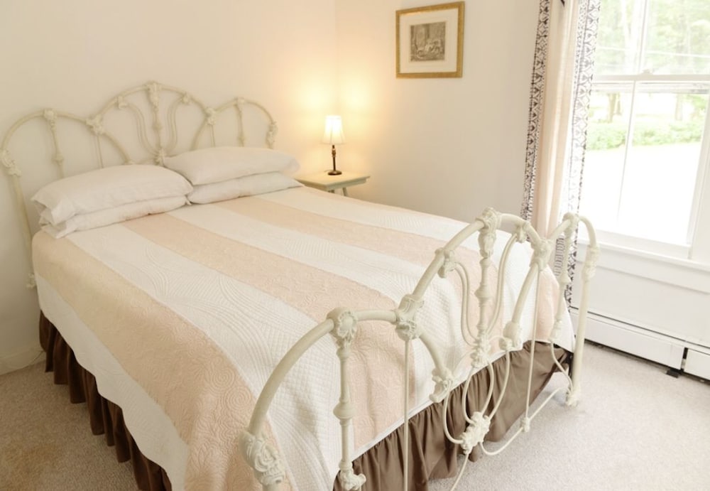 Фото The Woodbine Inn