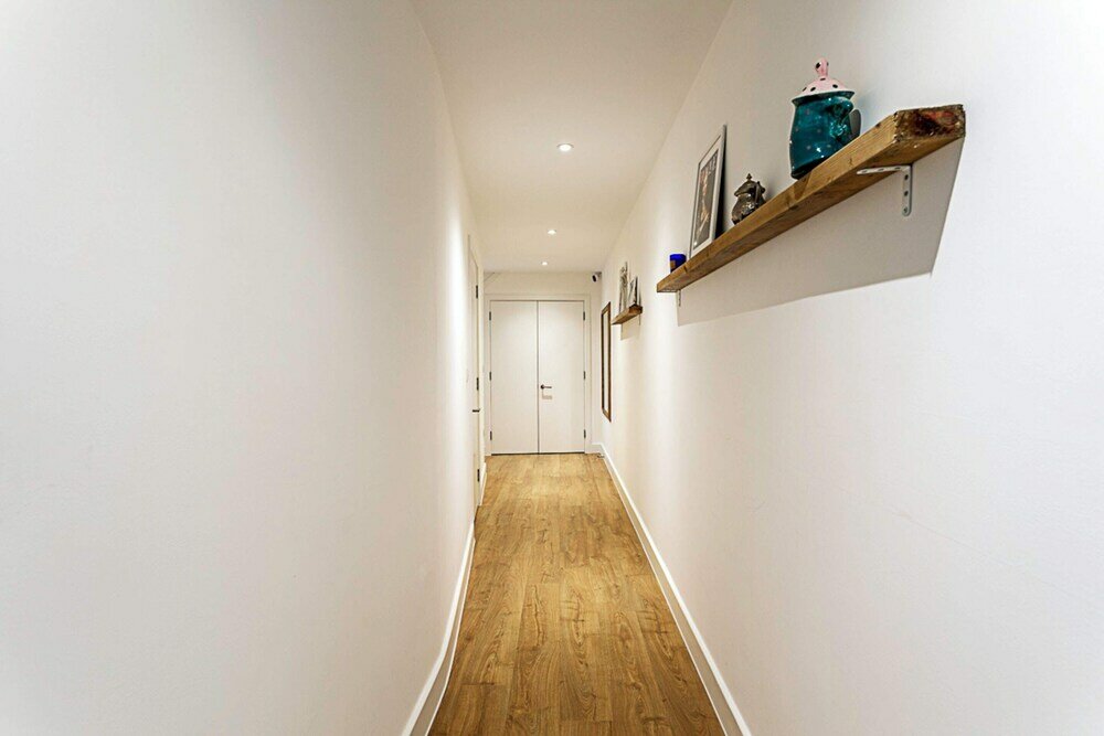 Фото Quiet and Spacious Four Bedroom House