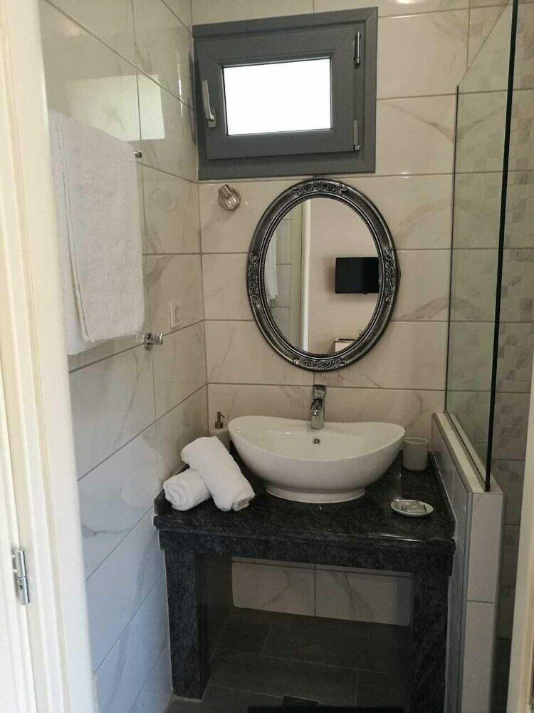 Фото PargaLand Studios & Apartments