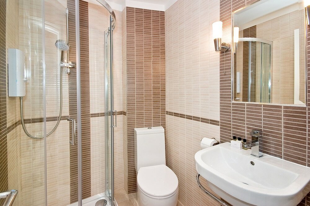 Фото 7 Greek Street by City Living London