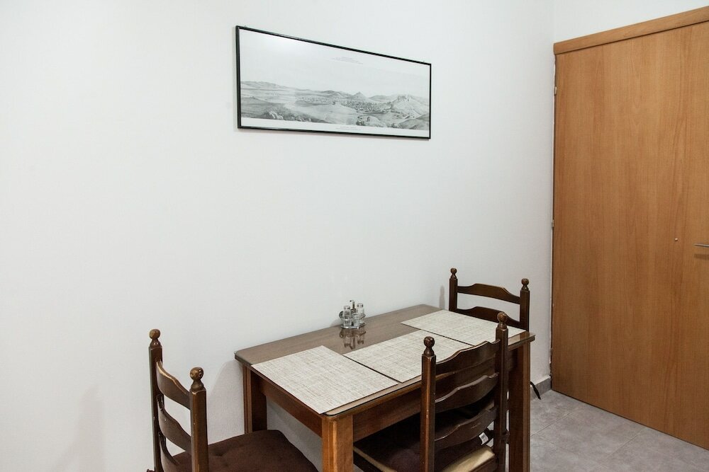 Фото Cozy apartment n Stavros Niarchos Park