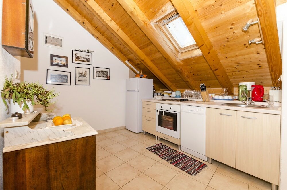 Фото Apartments and Room Lucijo