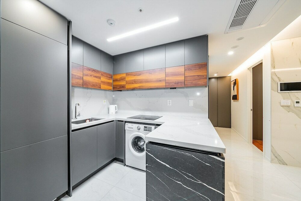 Фото Seocho Intoraon Hotel and Residence