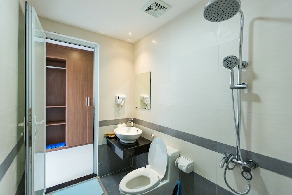 Фото Vivian Hotel