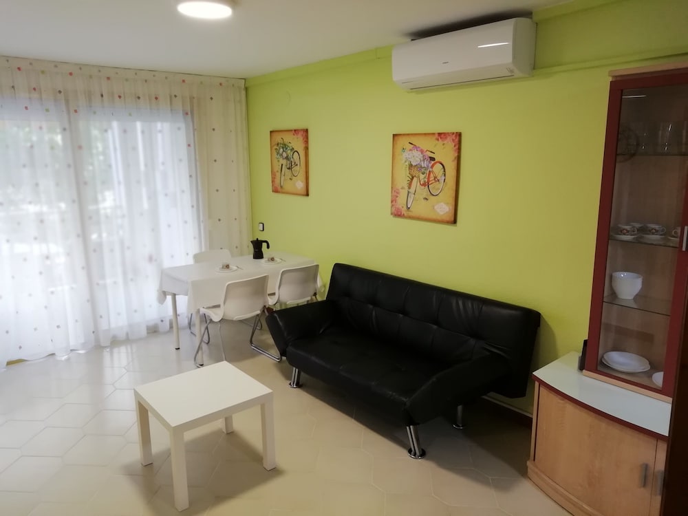 Фото Edificio Novelty