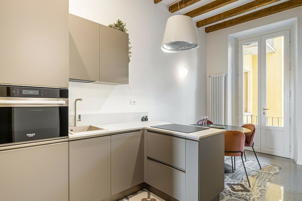 Фото Milano Apartments - Navigli Porta Genova