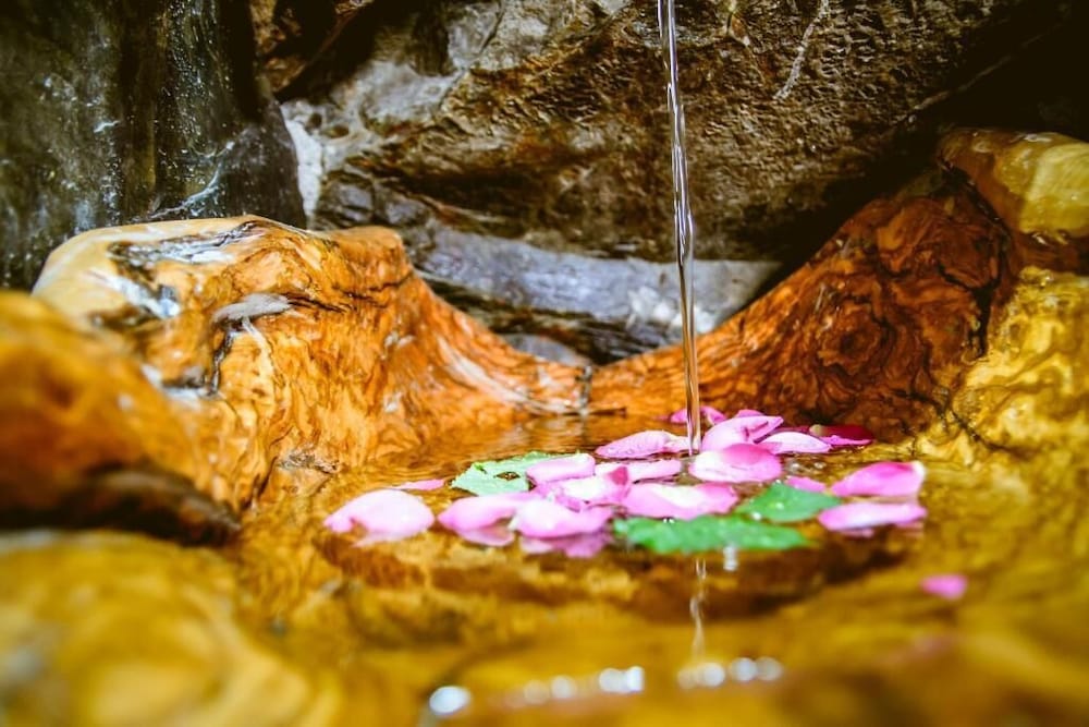 Фото Ellafos Traditional Living