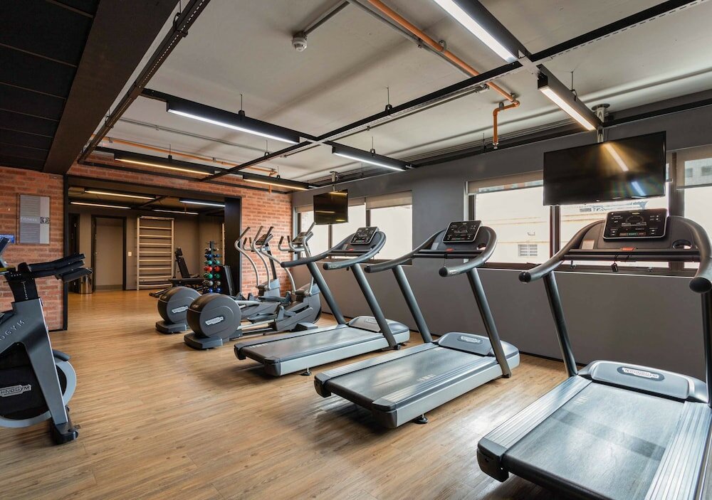 Фото Charlie Alphaville