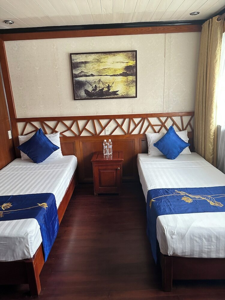 Фото Halong Marina Bay Cruise