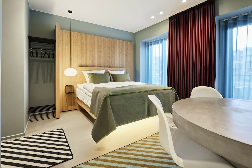 Фото Kirk Suites