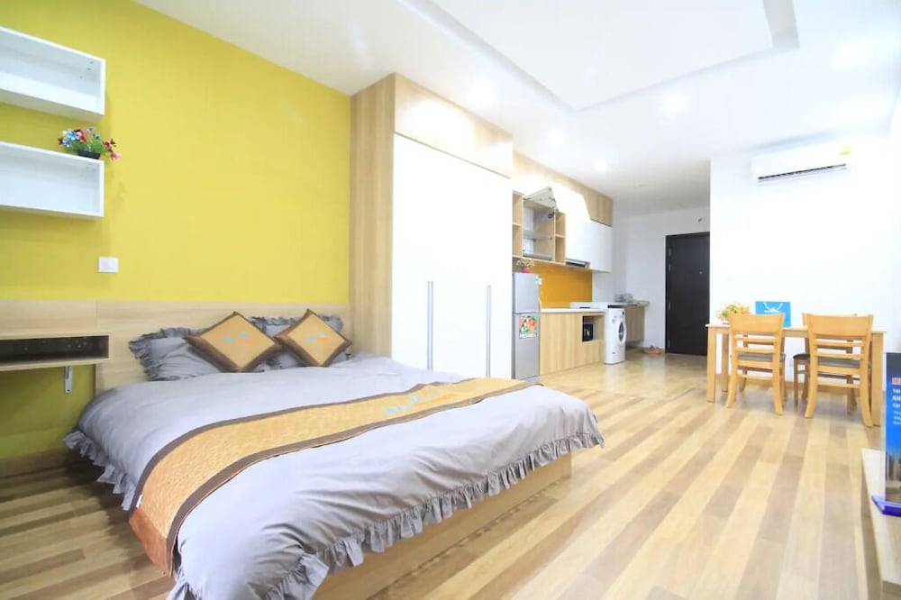 Фото Bayhomes D'Capitale Serviced Apartment