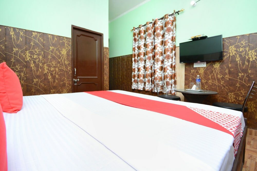 Фото Oyo 28097 Hotel Park View