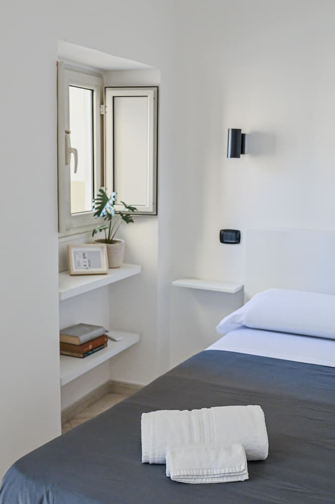 Фото Cozy Rooms Napoli