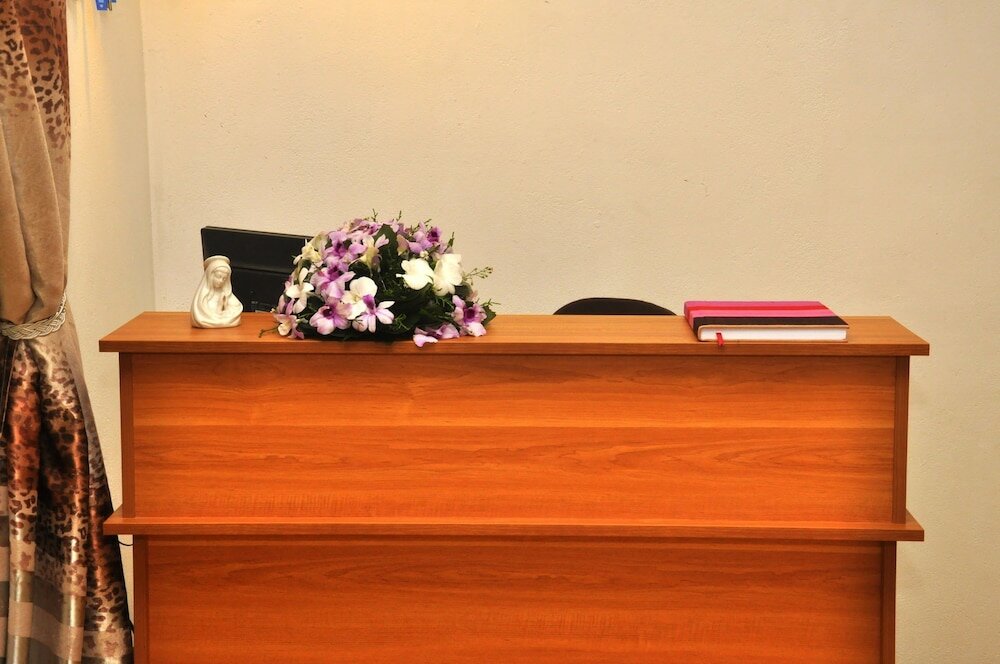 Фото New York Guest House