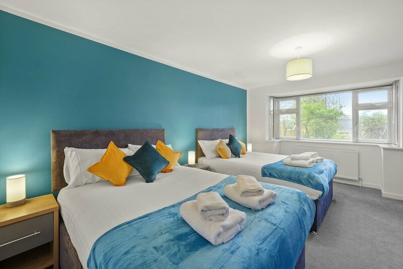 Гостиница Beautiful 2 Bed Flat in Barnet в Лондоне