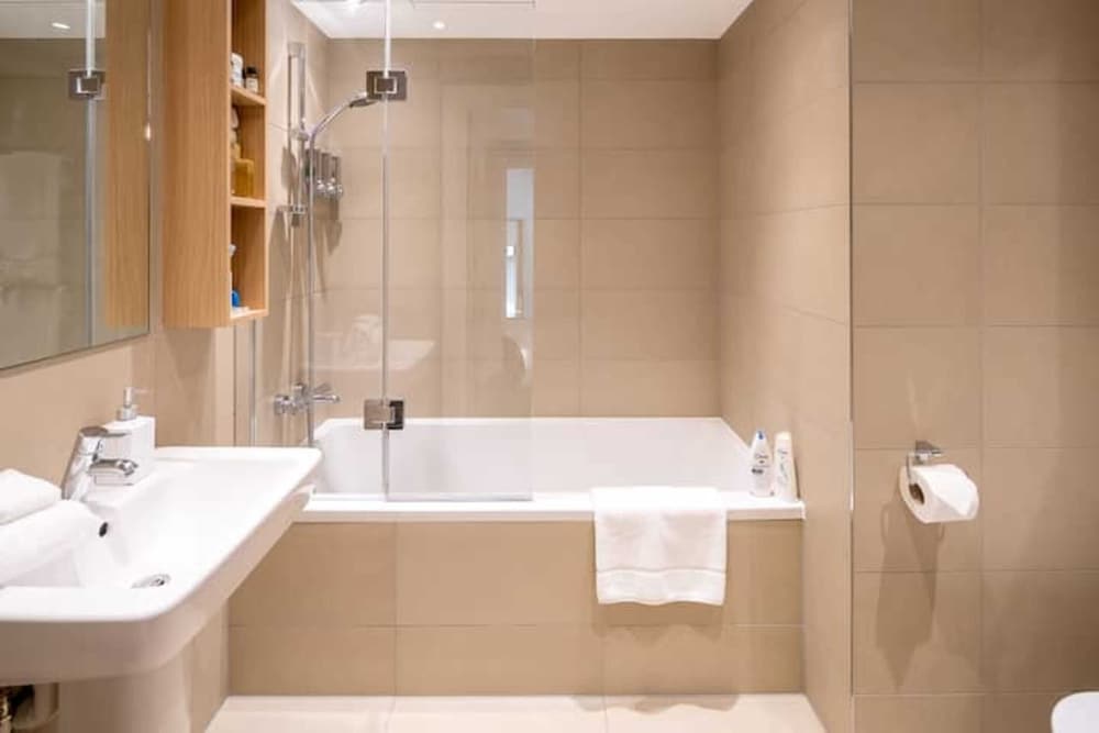 Фото Chic 1 Bedroom Apartment With View of Shard