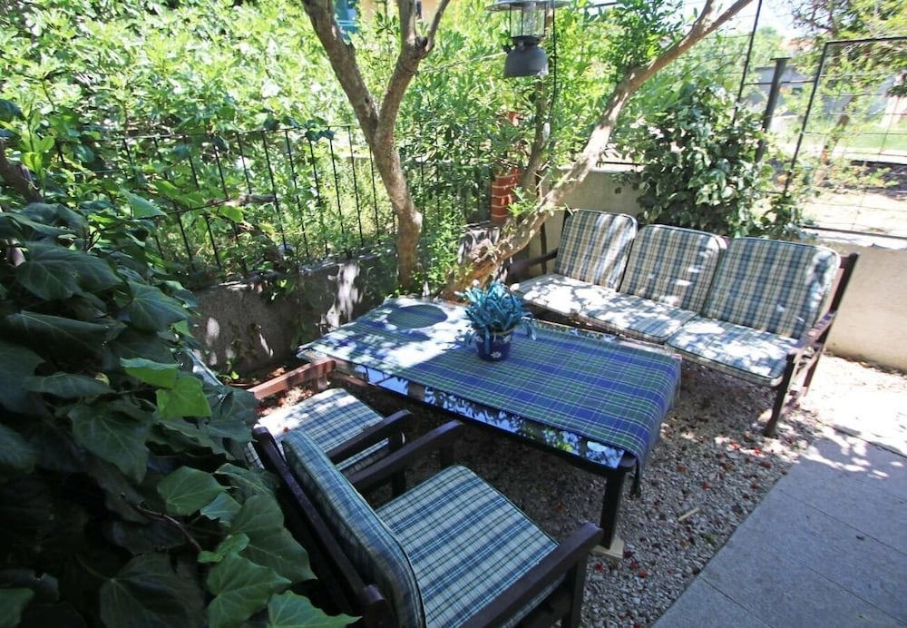 Фото Zeljko - With Nice Garden - H