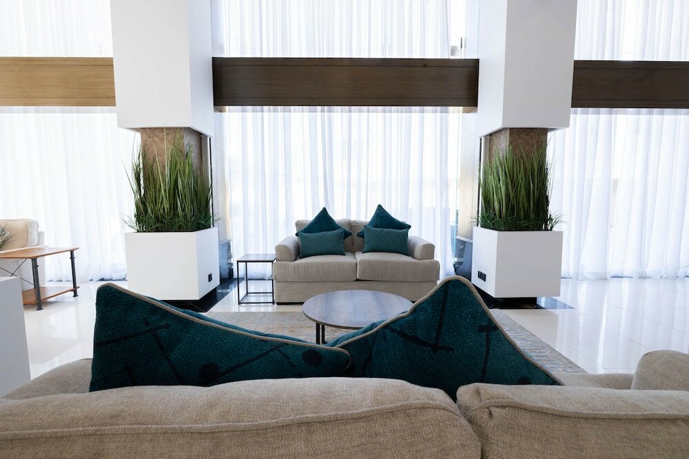 Фото Mira Business Hotel