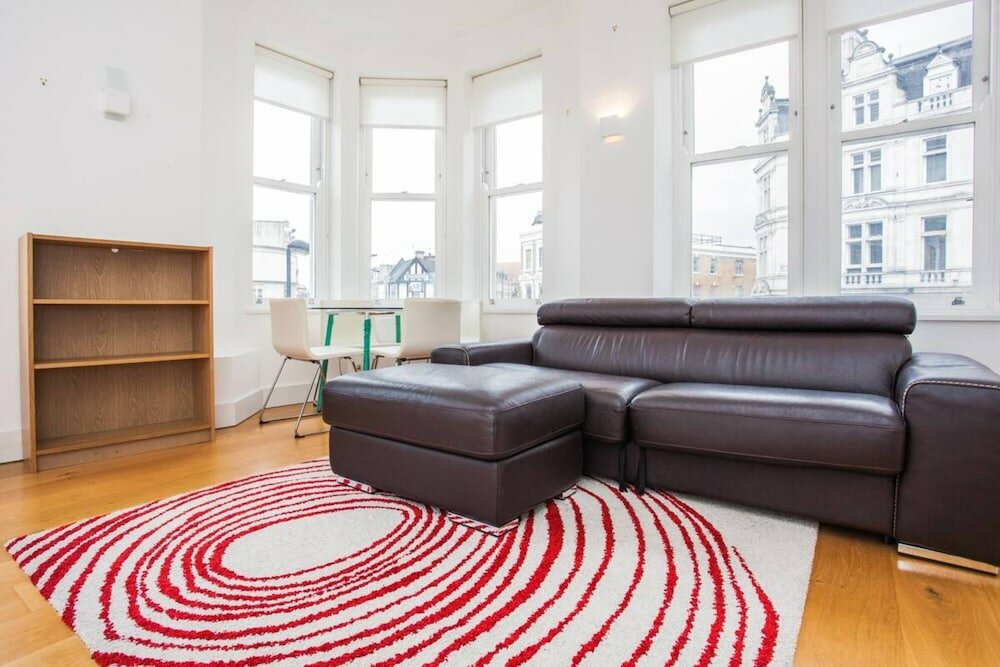 Фото Homely 1 Bedroom Apartment in the Heart of Vibrant Camden