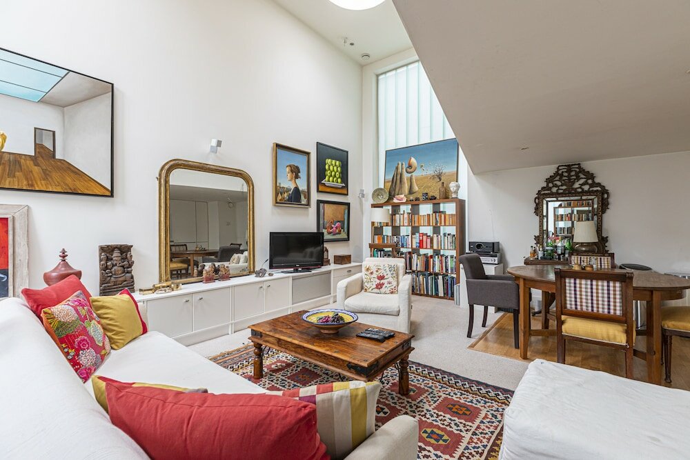 Фото Altido Artsy Studio Flat in Fulham near River Thames