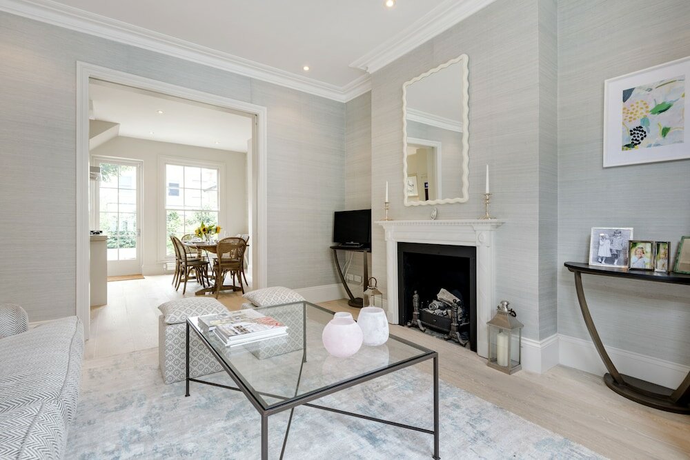 Фото Elegant Family Home near Wandsworth Common